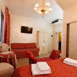 Casa Martini Guest house Venice